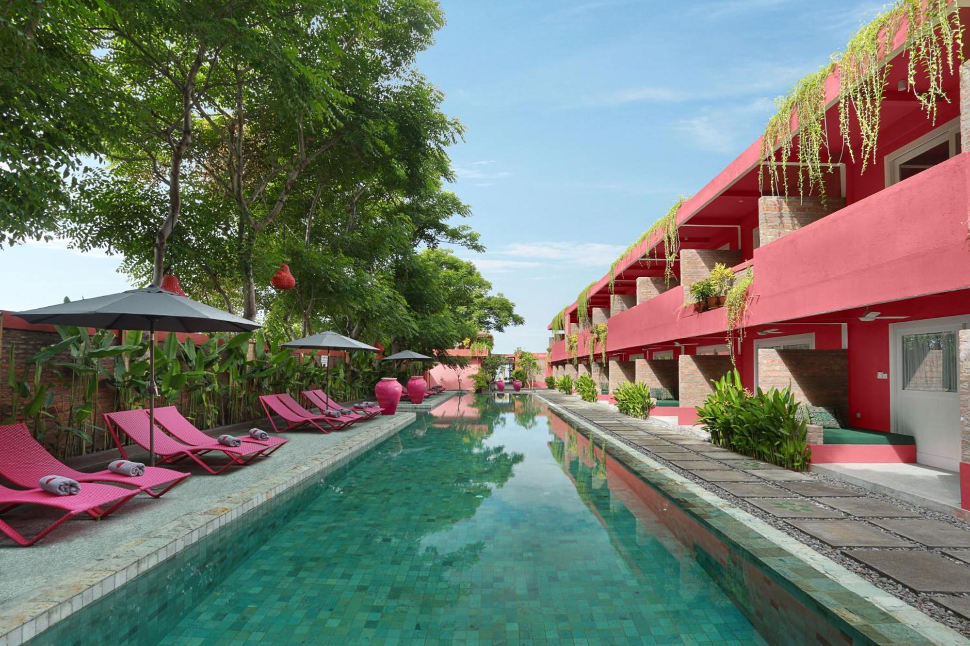 Pinkcoco Gili Trawangan - Constant Surprises - For Cool Adults Only Hotel Exterior photo