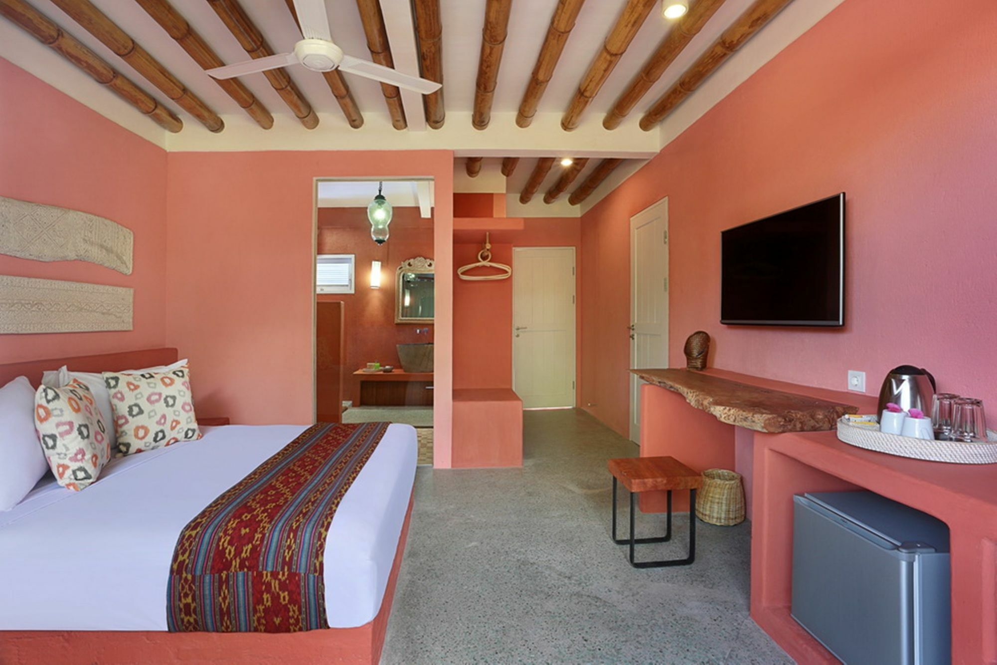 Pinkcoco Gili Trawangan - Constant Surprises - For Cool Adults Only Hotel Exterior photo